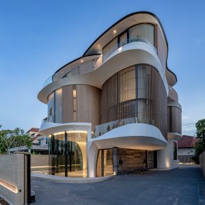 SILVER-WINNER-Holland-Road-House-Best-Residential-Architecture-Hsu-Hsia-Pin-EHKA-Studio-Copyrigh.jpg