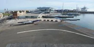 Vista-explanada-skatepark.jpg Vista-explanada-skatepark.jpg Concurso de Ideas: Diseño de un Skatepark y Urbanización en La Marina de Valencia, España